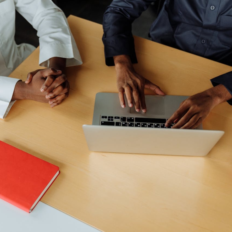 pexels-thirdman-7984739